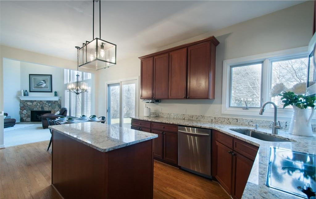 47320 Autumn Park Crt, Novi, MI 48374